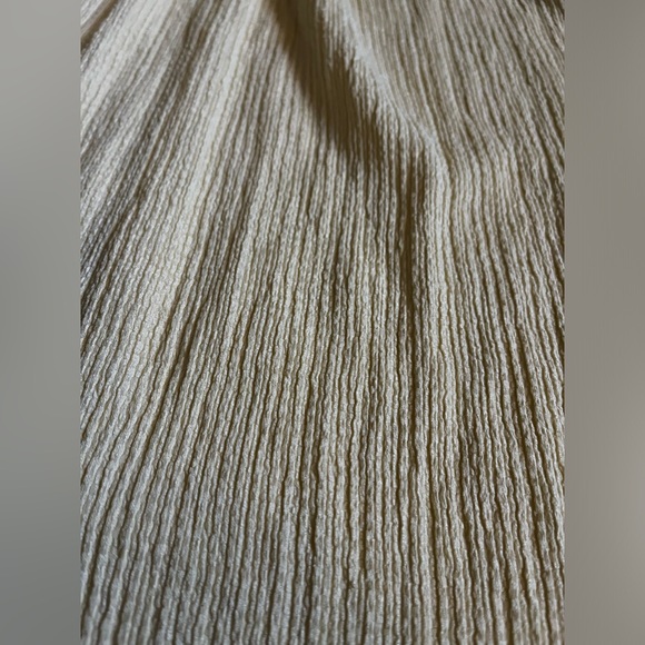 Women’s H&M Crinkled Smocked-Bodice Spaghetti Strap Summer Dress - Picture 10 of 11